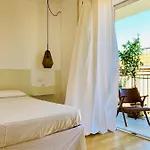 Un Punto A Konukevi